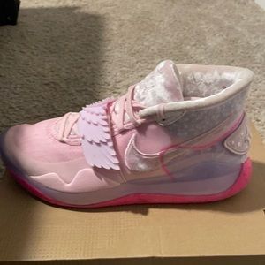 kd 12 aunite pearl